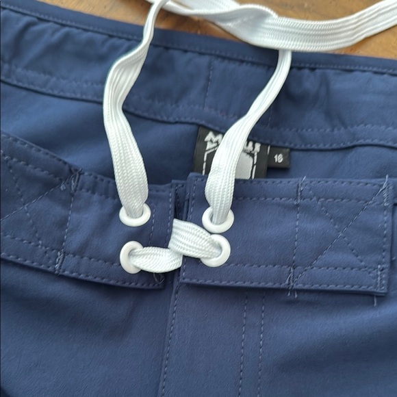 Maui Rippers Navy Swim Cargo Pocket Board Shorts size 16 9” inseam NWOT - Picture 7 of 11